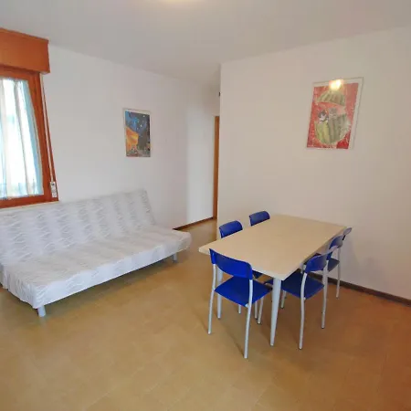 Lejlighed Simma-4 By Interhome *